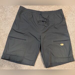 Nike men’s XL gray trial hiking cargo Shorts